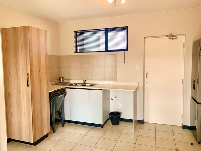 To Let 1 Bedroom Property for Rent in North Point KwaZulu-Natal