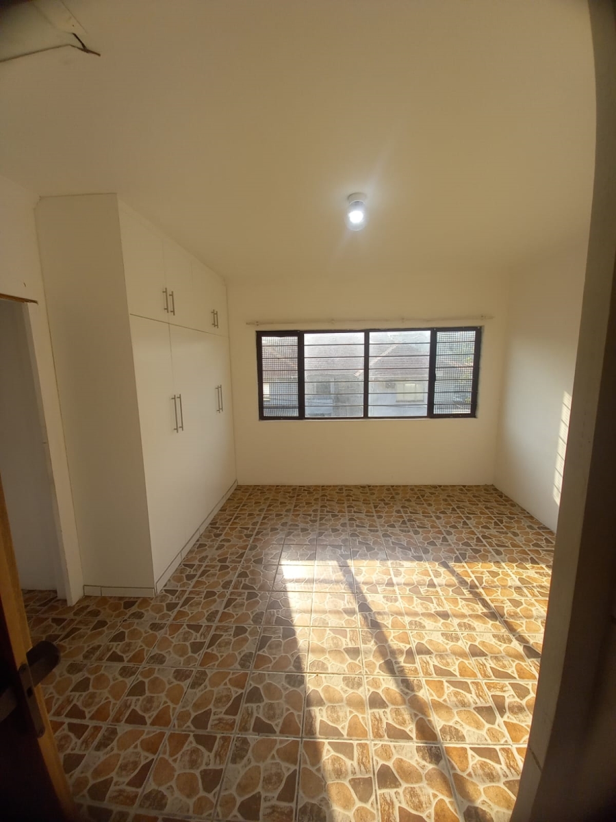 To Let 2 Bedroom Property for Rent in Bluff KwaZulu-Natal