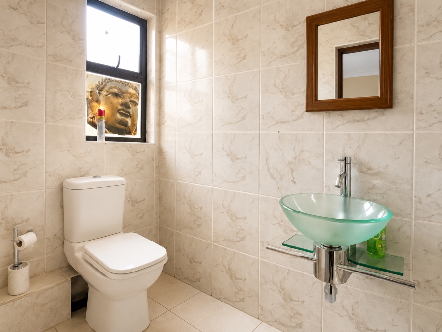 To Let 3 Bedroom Property for Rent in Ballito Central KwaZulu-Natal