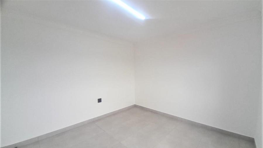 To Let 1 Bedroom Property for Rent in Arena Park KwaZulu-Natal