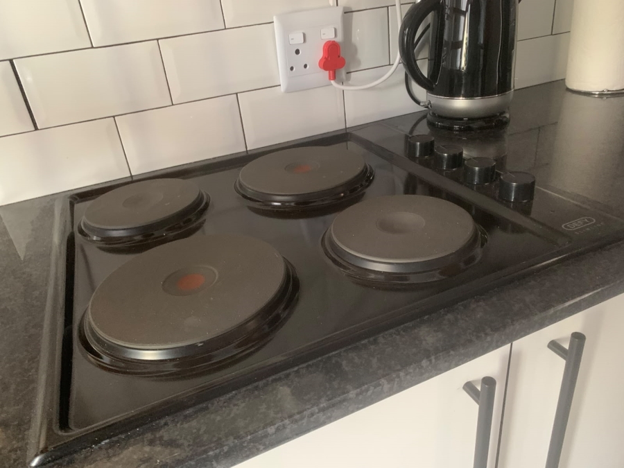 To Let 1 Bedroom Property for Rent in Scottsville KwaZulu-Natal