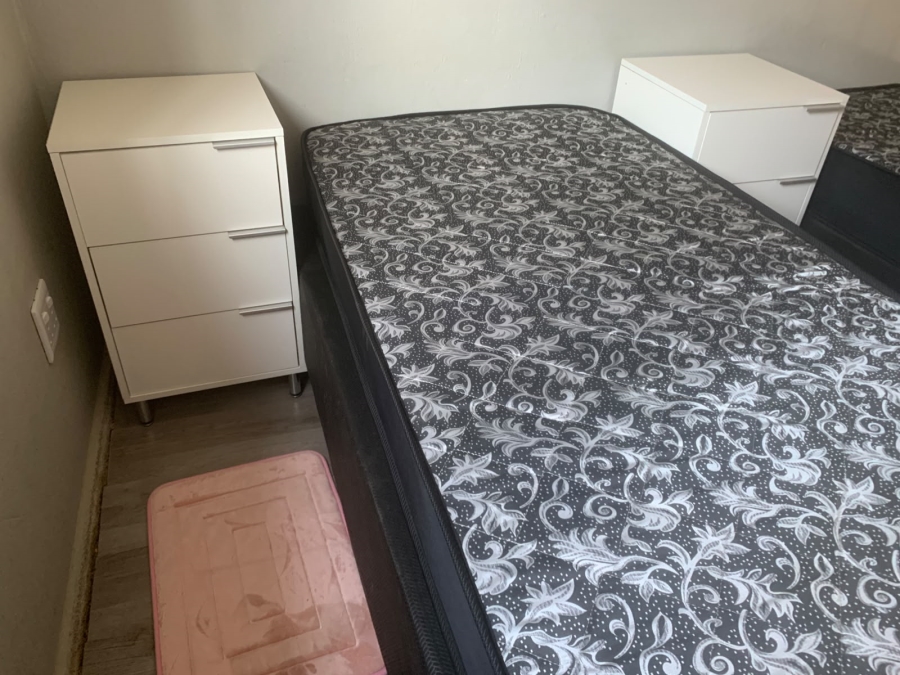 To Let 1 Bedroom Property for Rent in Scottsville KwaZulu-Natal