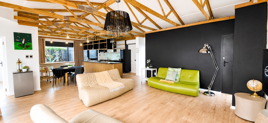 4 Bedroom Property for Sale in Meer En See KwaZulu-Natal