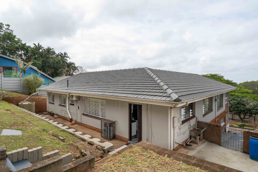 3 Bedroom Property for Sale in Amanzimtoti KwaZulu-Natal