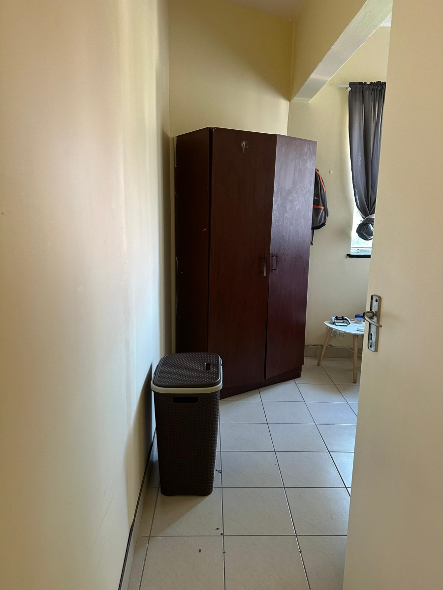 To Let 1 Bedroom Property for Rent in Bulwer KwaZulu-Natal