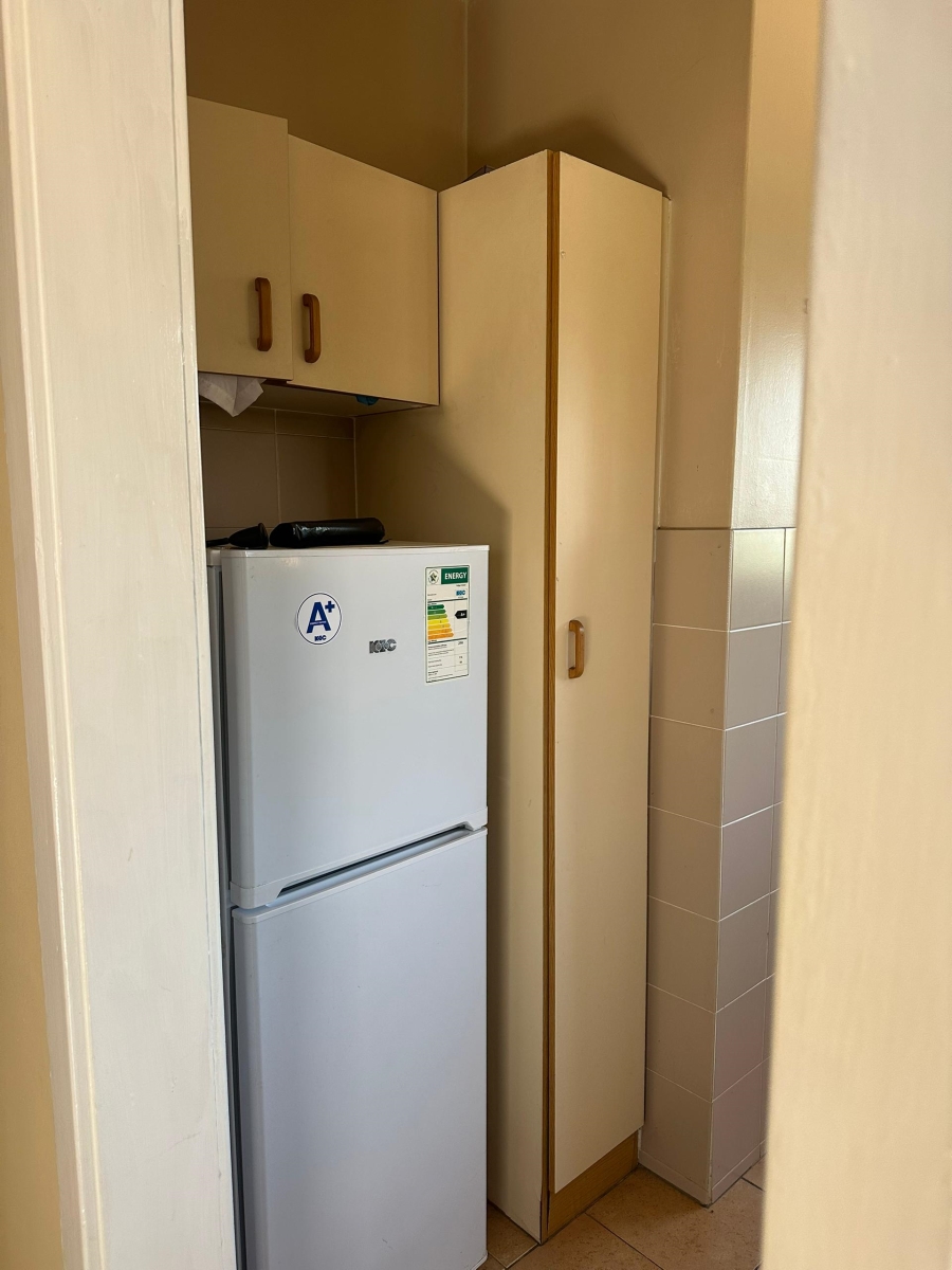 To Let 1 Bedroom Property for Rent in Bulwer KwaZulu-Natal