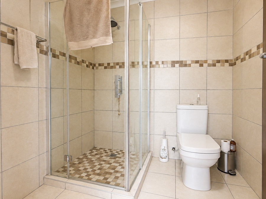 7 Bedroom Property for Sale in Salt Rock KwaZulu-Natal