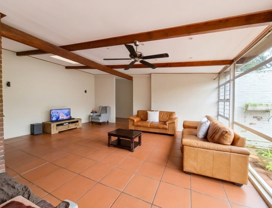 To Let 3 Bedroom Property for Rent in Rouken Glen KwaZulu-Natal