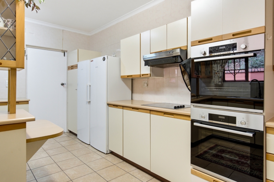 3 Bedroom Property for Sale in Kloof KwaZulu-Natal