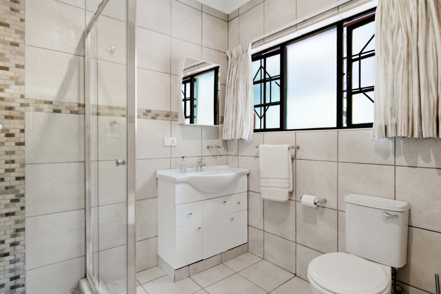 3 Bedroom Property for Sale in Kloof KwaZulu-Natal