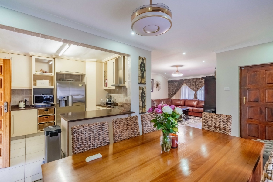 4 Bedroom Property for Sale in Farningham Ridge KwaZulu-Natal