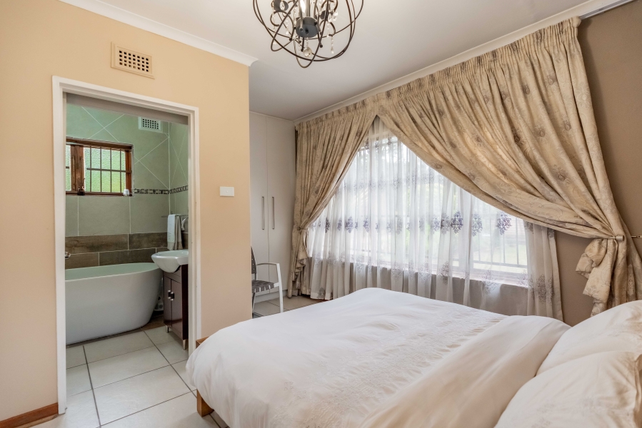 4 Bedroom Property for Sale in Farningham Ridge KwaZulu-Natal