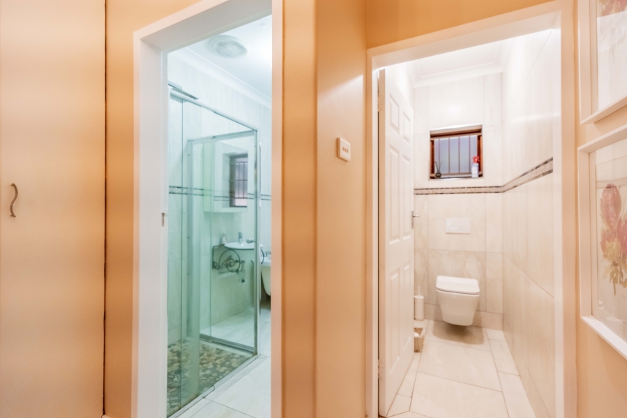 4 Bedroom Property for Sale in Farningham Ridge KwaZulu-Natal