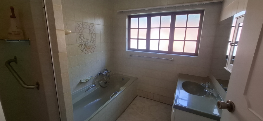 3 Bedroom Property for Sale in Montrose KwaZulu-Natal
