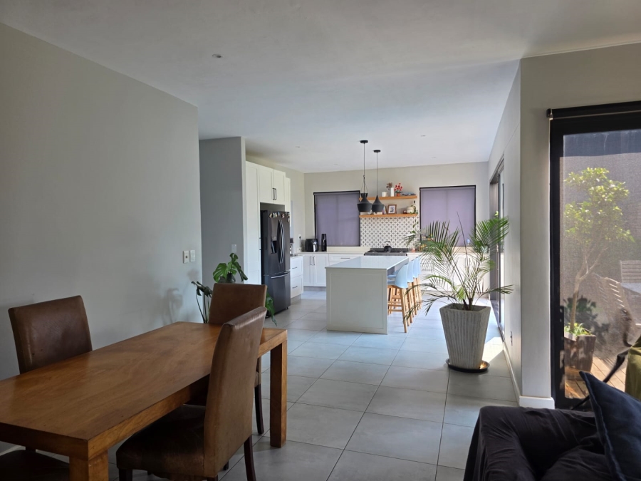 To Let 4 Bedroom Property for Rent in Zululami Coastal Estate KwaZulu-Natal