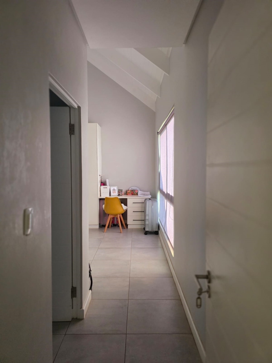 To Let 4 Bedroom Property for Rent in Zululami Coastal Estate KwaZulu-Natal