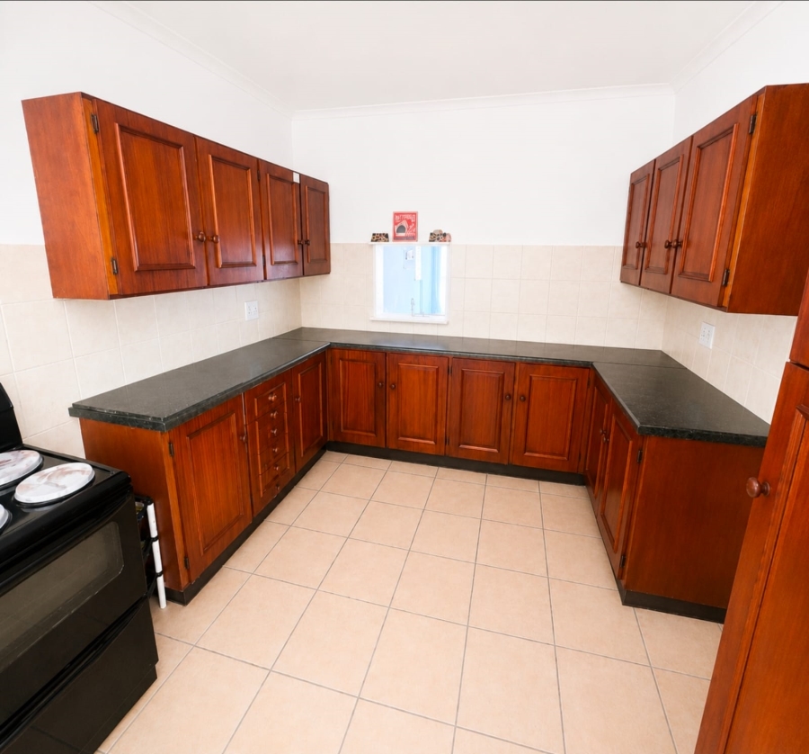 2 Bedroom Property for Sale in Hillcrest Central KwaZulu-Natal
