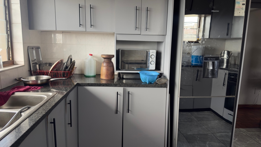 6 Bedroom Property for Sale in Umbilo KwaZulu-Natal