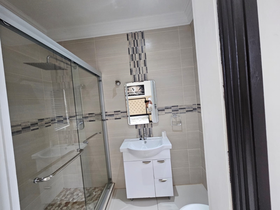 6 Bedroom Property for Sale in Panorama Park KwaZulu-Natal