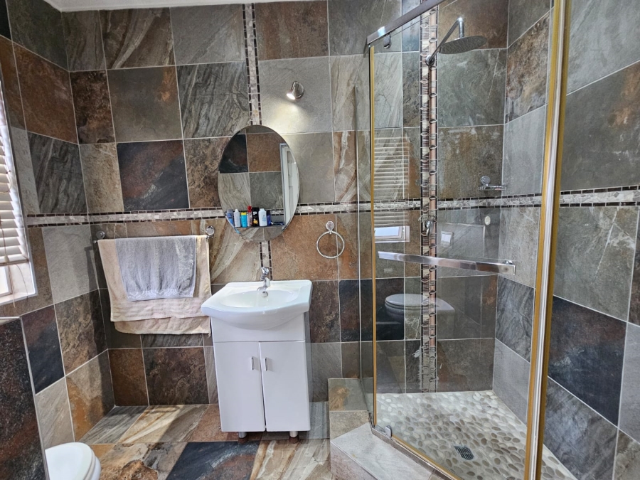 6 Bedroom Property for Sale in Panorama Park KwaZulu-Natal