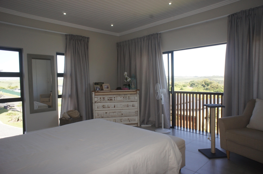 To Let 5 Bedroom Property for Rent in Palm Lakes Estate KwaZulu-Natal