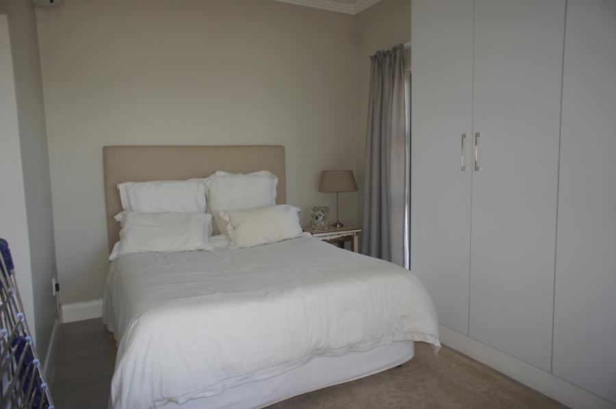 To Let 5 Bedroom Property for Rent in Palm Lakes Estate KwaZulu-Natal