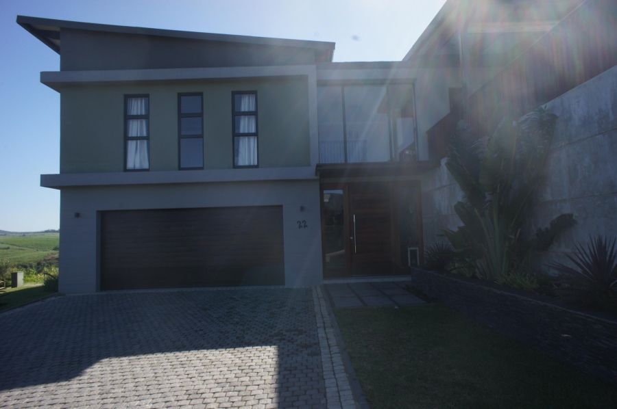 To Let 5 Bedroom Property for Rent in Palm Lakes Estate KwaZulu-Natal