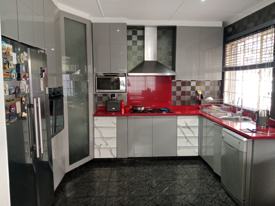 4 Bedroom Property for Sale in Raisethorpe KwaZulu-Natal