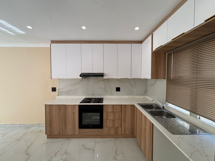 2 Bedroom Property for Sale in Sherwood KwaZulu-Natal