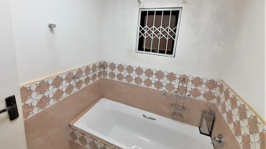 2 Bedroom Property for Sale in Montclair KwaZulu-Natal