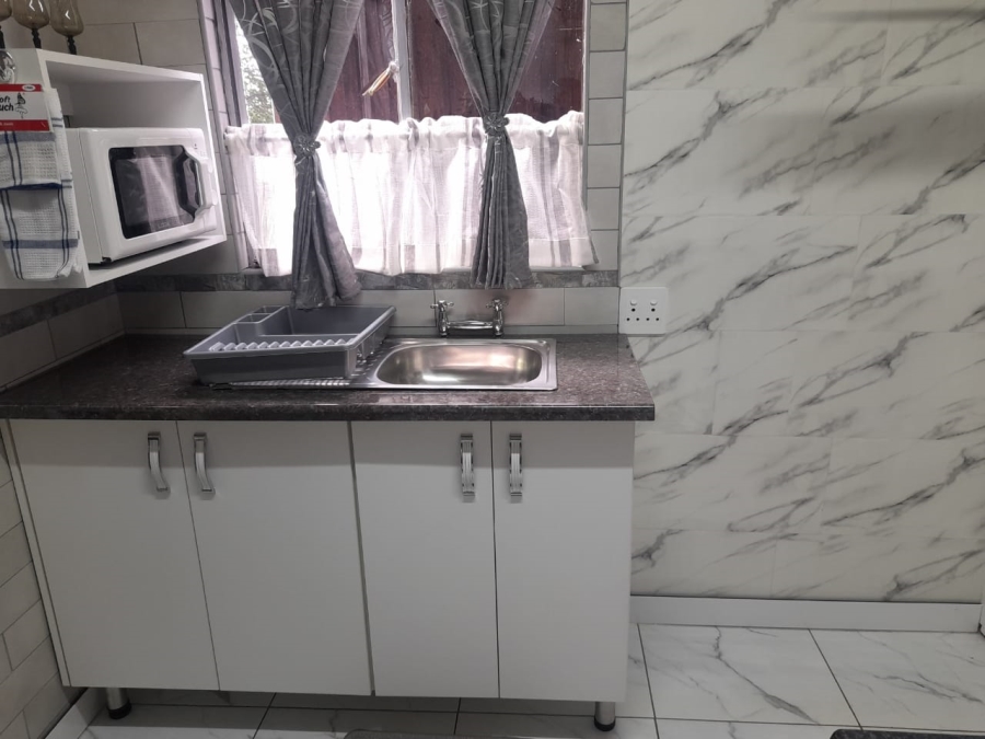 To Let 0 Bedroom Property for Rent in Kloof KwaZulu-Natal