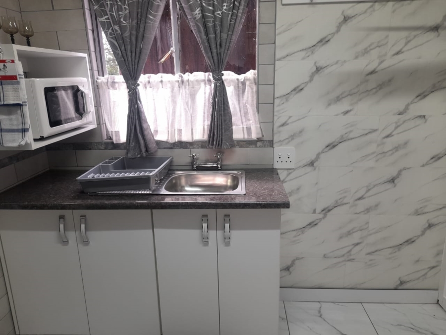 To Let 0 Bedroom Property for Rent in Kloof KwaZulu-Natal