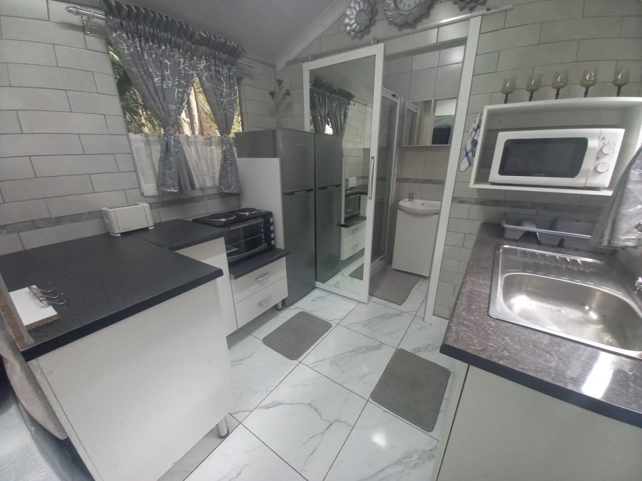 To Let 0 Bedroom Property for Rent in Kloof KwaZulu-Natal