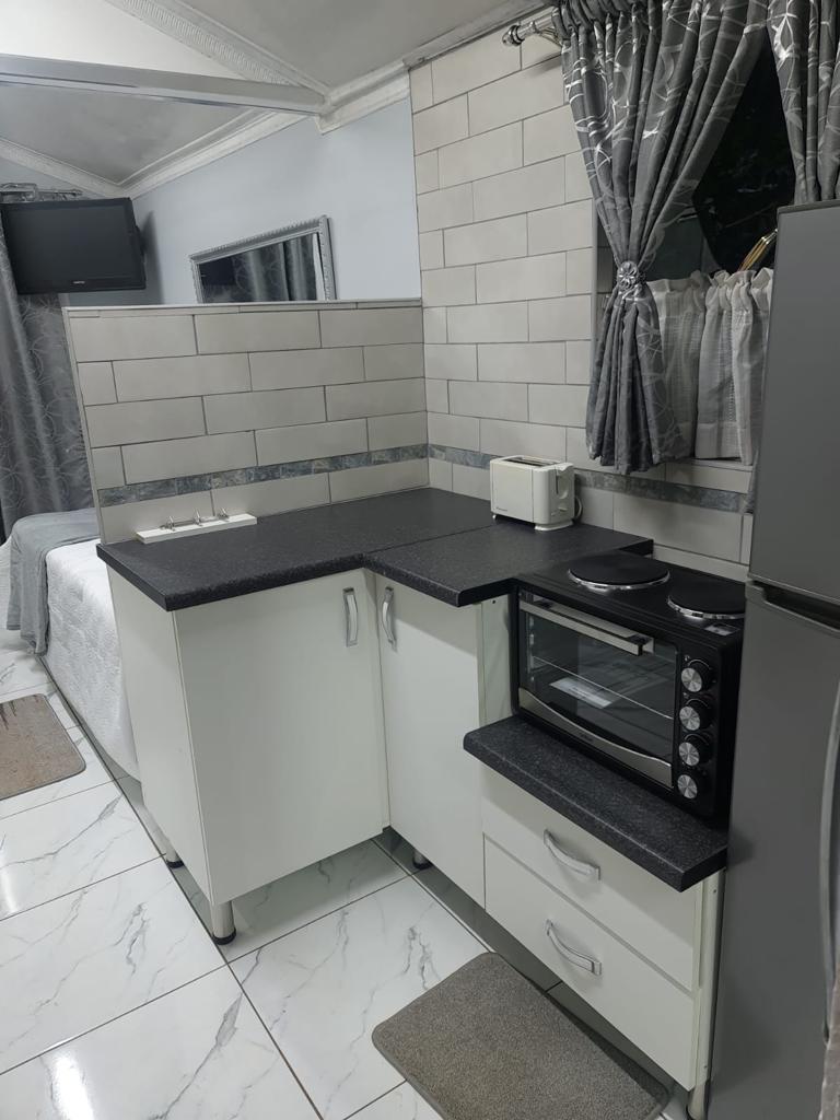 To Let 0 Bedroom Property for Rent in Kloof KwaZulu-Natal