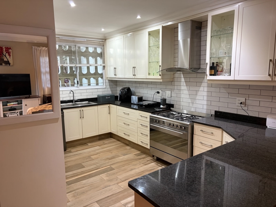 3 Bedroom Property for Sale in Gillitts KwaZulu-Natal