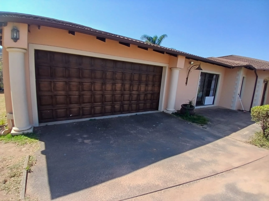 3 Bedroom Property for Sale in Dawncliffe KwaZulu-Natal