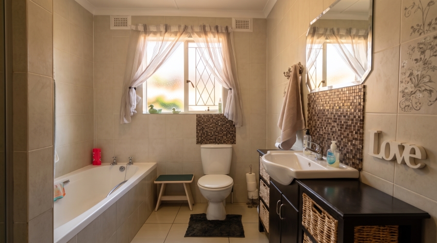 3 Bedroom Property for Sale in Prestbury KwaZulu-Natal