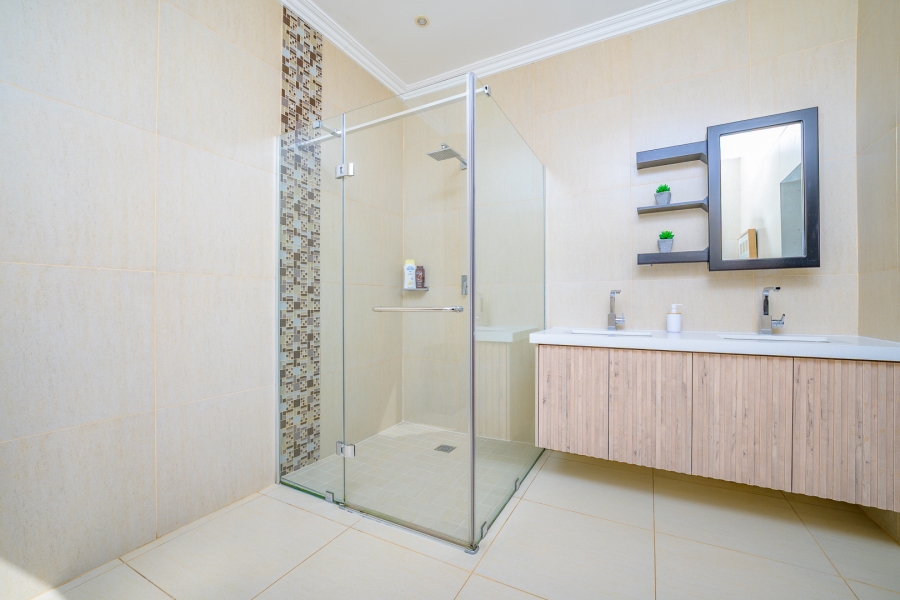 4 Bedroom Property for Sale in Salt Rock KwaZulu-Natal