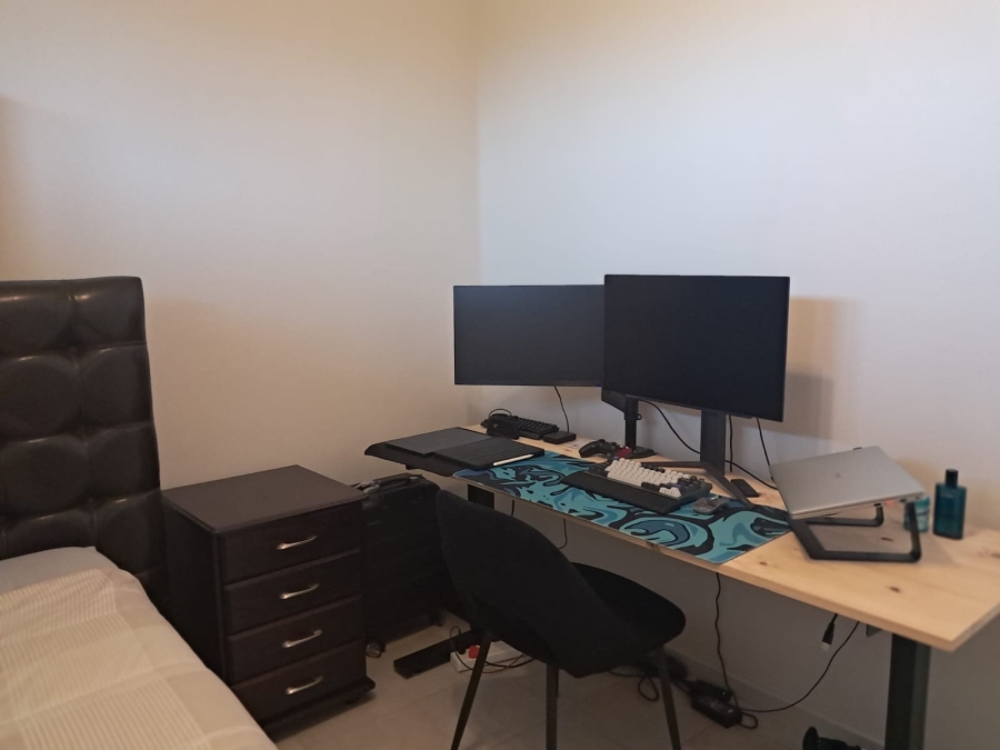 2 Bedroom Property for Sale in North Point KwaZulu-Natal