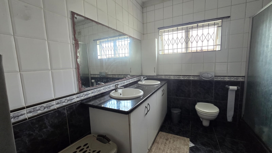 Commercial Property for Sale in Dawnside KwaZulu-Natal