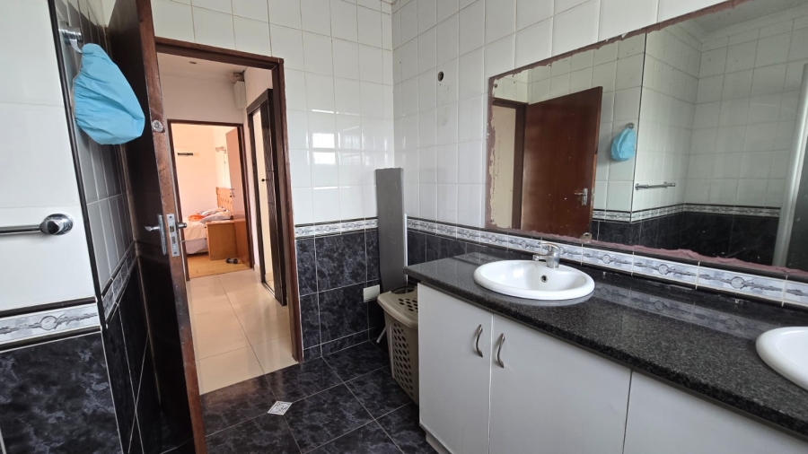 Commercial Property for Sale in Dawnside KwaZulu-Natal