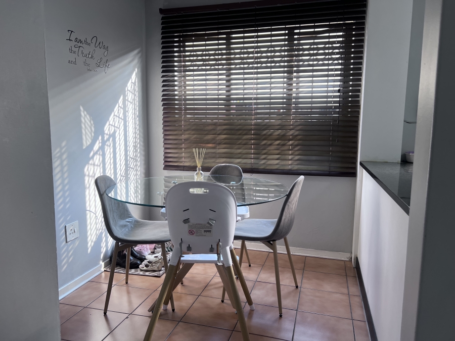 To Let 2 Bedroom Property for Rent in Woodlands KwaZulu-Natal