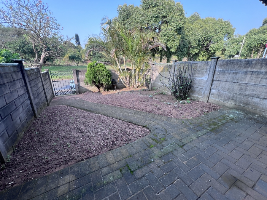 To Let 2 Bedroom Property for Rent in Woodlands KwaZulu-Natal