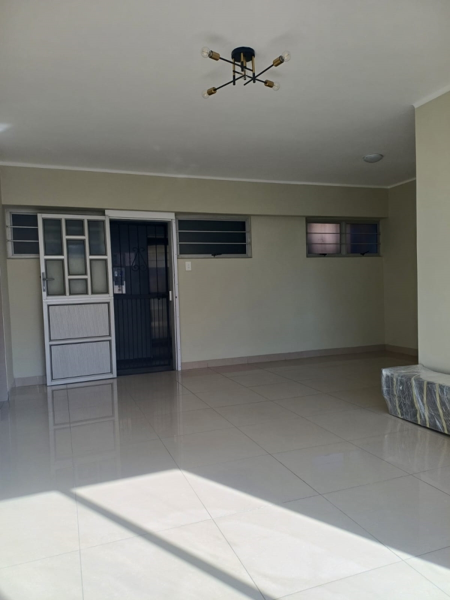 2 Bedroom Property for Sale in South Beach KwaZulu-Natal
