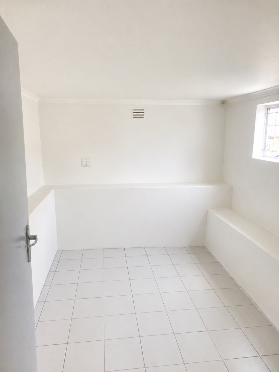 1 Bedroom Property for Sale in Brighton Beach KwaZulu-Natal