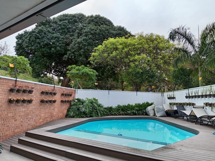 1 Bedroom Property for Sale in La Lucia KwaZulu-Natal