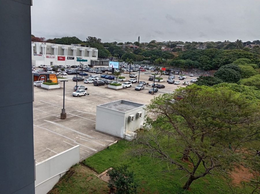 1 Bedroom Property for Sale in La Lucia KwaZulu-Natal