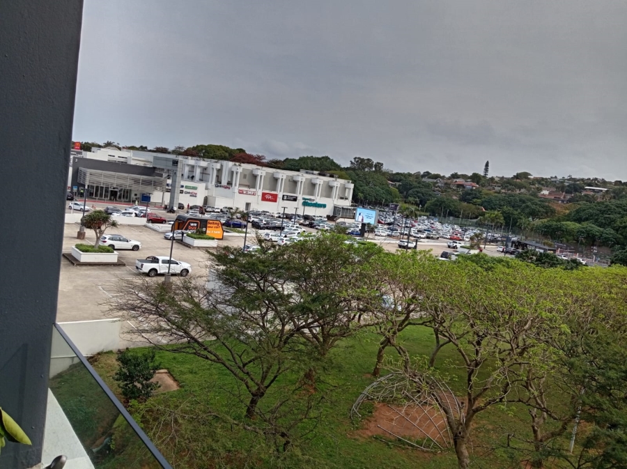 1 Bedroom Property for Sale in La Lucia KwaZulu-Natal