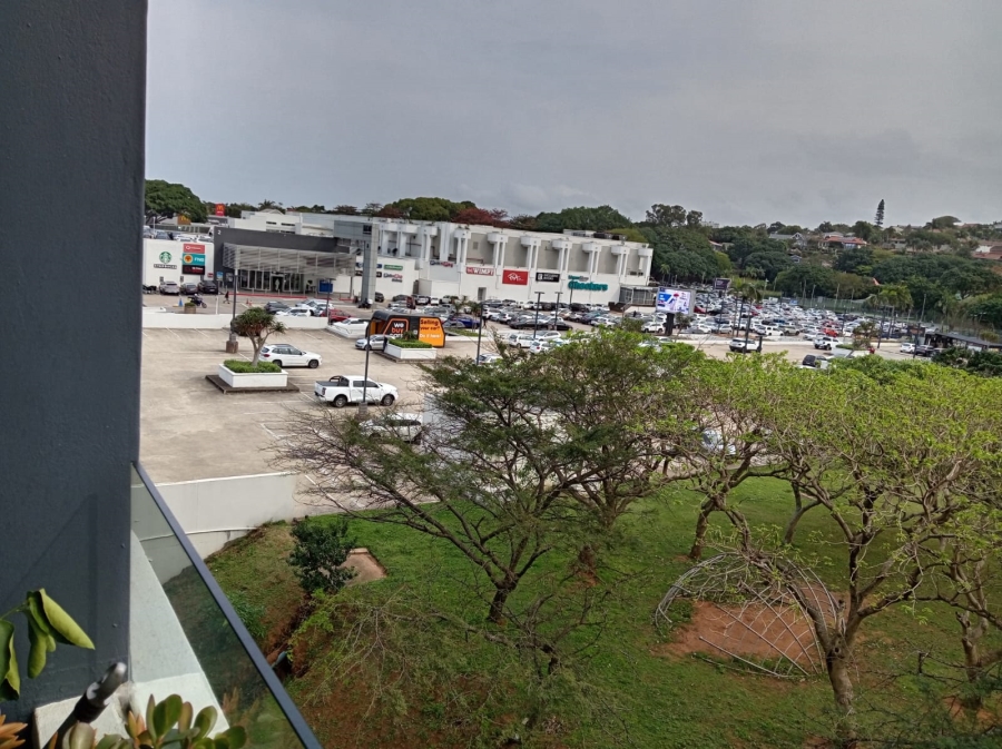 1 Bedroom Property for Sale in La Lucia KwaZulu-Natal