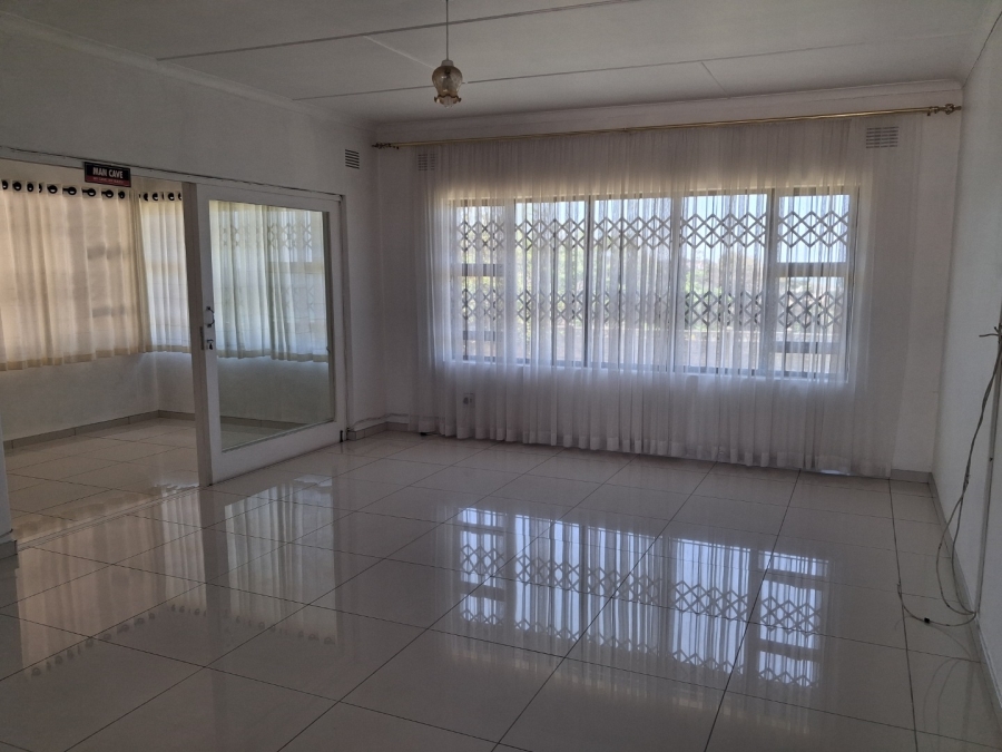 3 Bedroom Property for Sale in Sezela KwaZulu-Natal